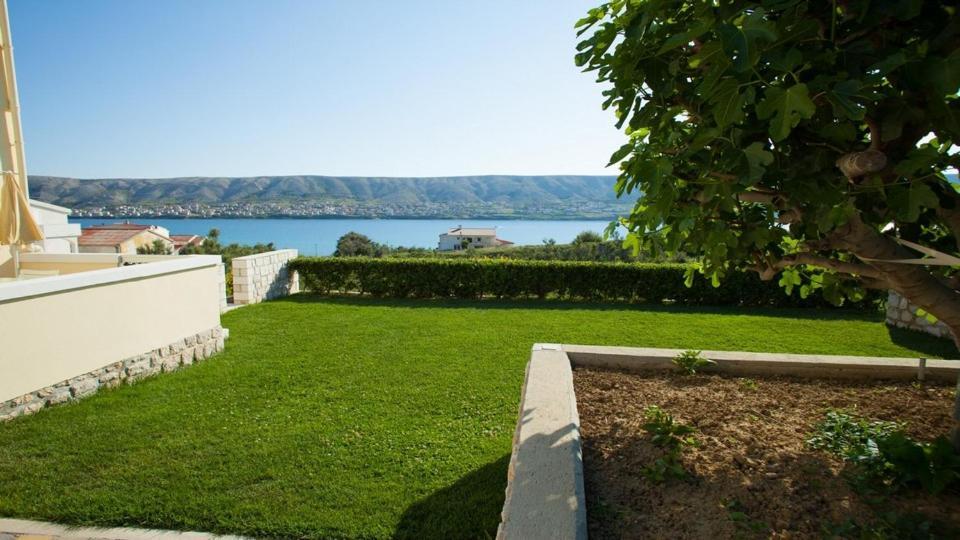 Apartments Basaca Pag Town Εξωτερικό φωτογραφία